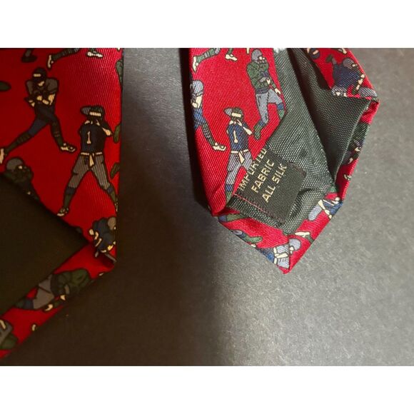 Bert Pulitzer Red Silk football Tie – 100% Silk, Made in USA – Sports Pattern - Picture 3 of 4